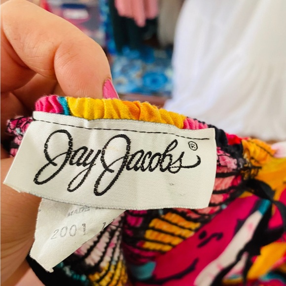 Strapless bright floral beruffled cotton dress. Classic 1980s Jay Jacobs dress. - Picture 5 of 5